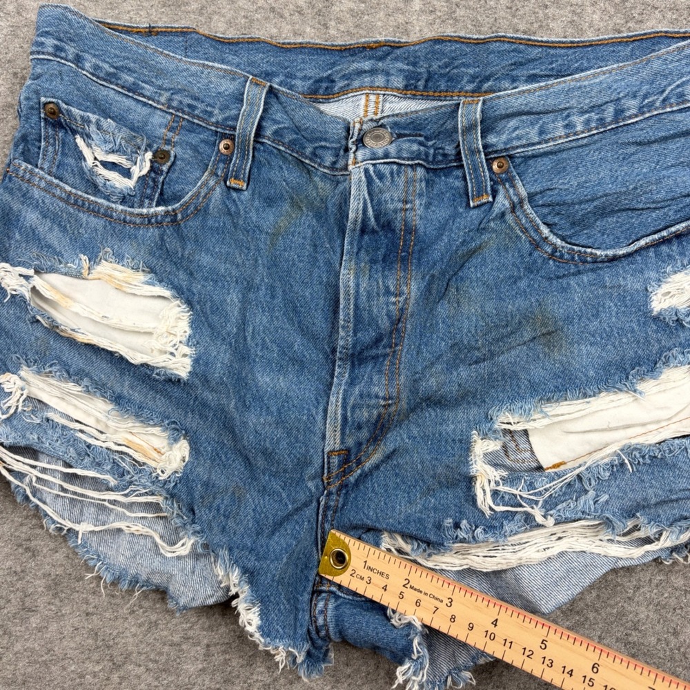 Levis 501 Shorts Women 32 Blue Distressed Cut Off Denim Button Fly - Picture 14 of 16